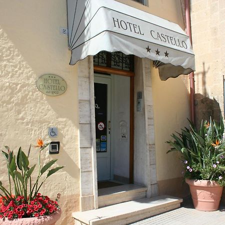 Hotel Castello Mesagne Exterior foto